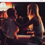 남돌<b>년들</b>아 우리 로제언냐한테 꼬리치지마