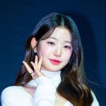 아이브 장원영, 누가 뭐<b>래도</b> 확신의 대세