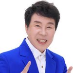  <b>생전</b> 무대서 밝은 미소 눈길…누리꾼 "이렇게 건강하셨는데"...