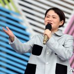 [드루와] 김신영, 라디오 생방서 플레이브 발언 사과 "시대 흐름...