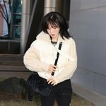 [포토]웬디, 귀엽게 가방 주섬주섬