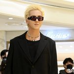 '부실<b>복무</b> 의혹' 송민호, 두 번째 소환조사 마무리…경찰 "조만간...