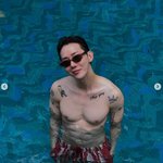 조권, 온몸 휘감은 타투+복근 공개‥이 비주얼 실화야?