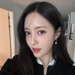 ‘금융맨’ 효민, 결혼 앞두고 콜라병 몸매 비결 밝혔다 “밤마다...