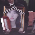 '천재 아역' 출신 故 김새론, 발인식유족·지인 마지막 <b>배웅</b> 속...