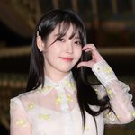 [단독] '배우 컴백' 아이유, '살롱드립2' 뜬다⋯장도연과 환상...