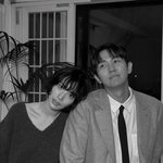 <b>채종석</b>과 열애설 나나, 임슬옹 어깨 기댄 다정 투샷‥완벽한 얼굴합