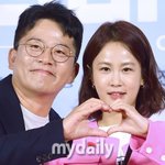 김준호김지민, 7월 '<b>라지</b>웨딩'한다…개그맨 25호 부부 탄생 [전문]
