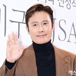 이병헌, '석방' 유아인 대신 홍보 열일…'짠한형'X'핑계고' 뜬다...