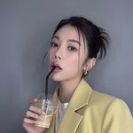 '음주운전 자숙' 리지, 새 소속사 찾았다