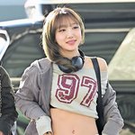 [현장포토] "파격을 입었다"…엠마, 아찔한 출국