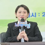 사과에도 김신영 ‘라디오 하차’ 요구...‘<b>과도</b>한 비판’ 여전