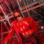 제시, '팬 폭행 방관' 논란 3개월만 본업 복귀.."에너지 줘...