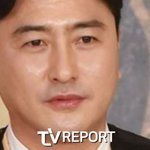 안정환 "다 큰 딸이 속옷만 입고 돌아다녀...이상하지 않아"...