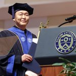 <b>연세대</b> 졸업식장에 등장한 싸이 크러쉬