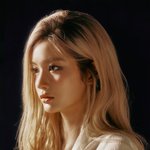 와 <b>설윤</b> 금발