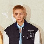 <b>인소</b> 커버 삽화같은 현진 화보컷 한장