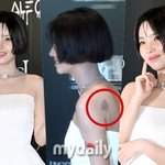 '불교' 소연, 타투 의미가 이거였어? 후면 삼각근에 핀 연꽃 한송이...