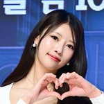 이미주, 송범근과 결별 한달만에 '<b>사찰</b> 소개팅' 관심 "첫눈에...