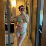  조용하더니 임신 근황?…'입덧 심해 약 복용까지' [<b>MD</b>스타]