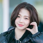 카리나 <b>이</b> 머리는 <b>안</b>어울리지않냐