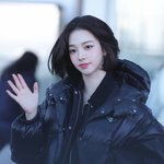 믿을 수가 없음 카리나 <b>단발</b>이 현실이라니