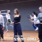 안유진 <b>이서</b> 뭐하는데 ㅋㅋㅋ