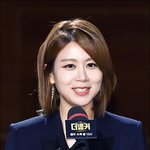 <b>손정</b>은, 뒤늦은 이혼고백 후 겹경사…"러브콜 쏟아져" [MD리뷰]