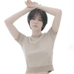 송혜교, <b>잘록</b>한 허리 라인 속 고혹적 비주얼…빠져드는 미모 [N샷]