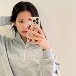 여전한 '헬로키티'...블랙핑크 지수, <b>거울샷</b>도 '예쁨주의'