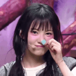 <b>키키</b> 얘 이쁘다