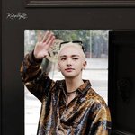 밀라노가서 <b>날티상</b> 포텐 터뜨린 베르사체 현진