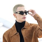 실시간 인간 <b>베르사체</b> 인증하는 스키즈 현진