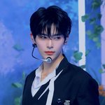 요즘 성한빈 얼굴 <b>무슨일</b>…