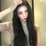 한소희, 예쁘긴 진짜 예뻐…하얗다 못해 <b>창백</b>한 피부