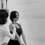 유이, <b>혹독</b>하게 굶던 꿀벅지 시절 지운 완벽 몸매 “애플힙이다”...