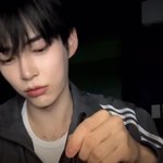 케이크 먹는 성한빈 <b>반응</b> ㄴㅁ 귀여워ㅠㅜ