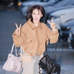 ‘출근길 플라잉 완뭉’ (웬디의 영스트리트 출근길) [<b>HD</b>포토]