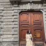 정려원, 여리여리 종잇장몸매..<b>발목</b>도 한손에 잡힐듯