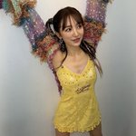 ” 윤은혜, 1세대 걸그룹 포스…<b>현역</b> 아이돌 “음메, 기죽어!”