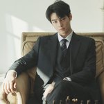 비현실적인 비주얼이라 더 가짜 같은 차은우