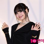 리사, 로제·제니보다 '한방' 없어도 괜찮아…'아시안 힙합' 이끈다...