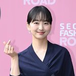 손잡고 검사 되나? “‘판사 <b>이한영</b>’ 긍정 검토 중” [공식입장]