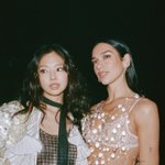 두아<b>리파</b> 제니 투샷 !!