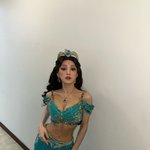 이성경, 완벽 복근 가진 <b>자스민</b> 공주…글래머 몸매까지 [N샷]