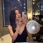 수지, 블랙 드레스 입고…저 세상 미모[<b>SNS</b>는 지금]