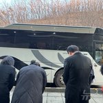 '<b>빌라</b> 화재' 10대 여학생 故 문하은양 눈물의 발인…"잘 다녀와"