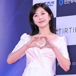 윤가이 “이준혁 서강준 실물 외국인 밀랍인형 같아, 직장상사일뿐”(두데)