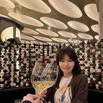 수영, 12년 연애중인 정경호와 데이트?…"<b>와인</b>잔 들고 미소"