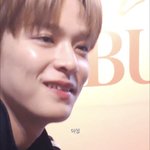 [트레저] 팔자<b>주름</b> 속에서 헤엄치고 싶다